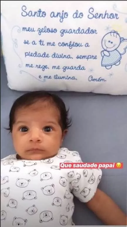 Esse é o fofo Miguel que tem um mês e é filho de Felipe Araújo