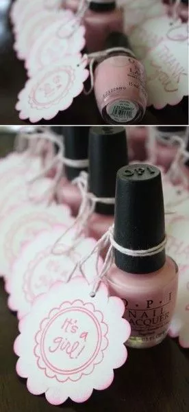 Esmaltes são ideias de lembrancinhas para o chá de bebê