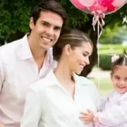 Kaká e a esposa celebram a espera de sua segunda filha com lindo chá de bebê