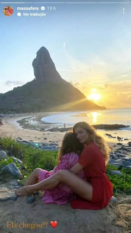 Grazi Massaefera surge com sua filha na ilha de Fernando de Noronha e impressiona 