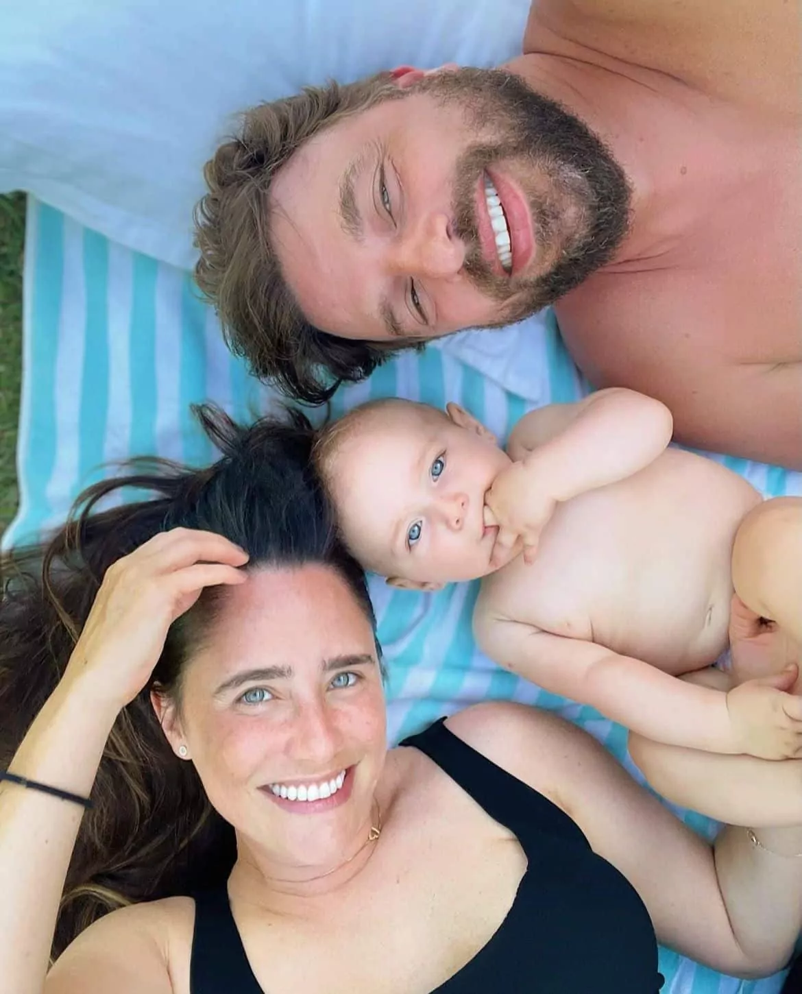 Fernanda Vasconcellos e Cássio Reis mostra seu bebê e impressionam