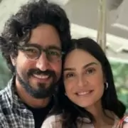 Renato Góes e Thaila Ayala comemoram os 8 meses da caçula