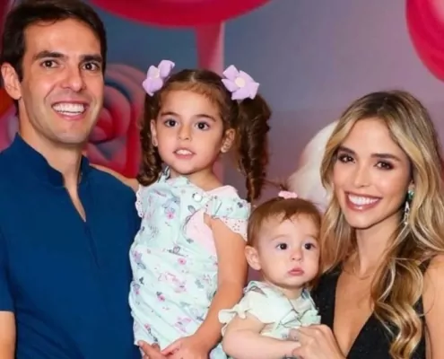 Kaká mostra a brinquedoteca das filhas na nova mansão e encanta