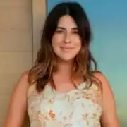 Fernanda Paes Leme surge com seu neném e se declara