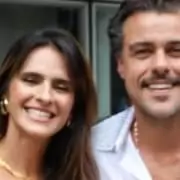 Esposa de Joaquim Lopes exibe suas filhas gêmeas em consulta ao dentista e encanta