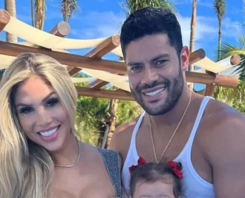 Hulk mostra sua família nos EUA