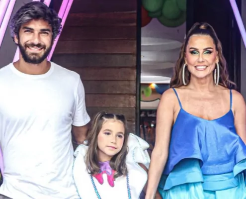 Deborah Secco mostra sua filha e ex, Hugo Moura, se declara para a namorada