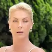 Ana Hickmann fala sobre mudanças ao lado do filho