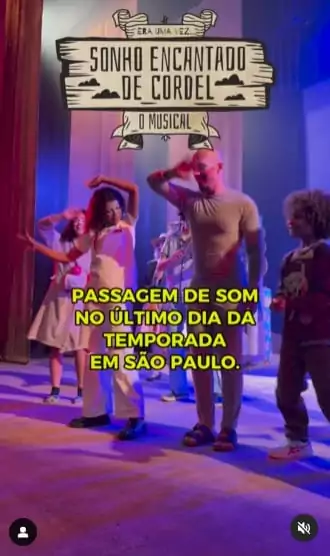 Filhos de Igor Rickli brilham em palco de teatro profissional  e encantam 