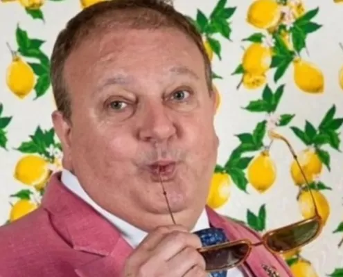 Erick Jacquin exibiu os filhos em casamento